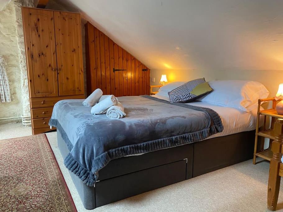 Banc Cottage Moylgrove エクステリア 写真